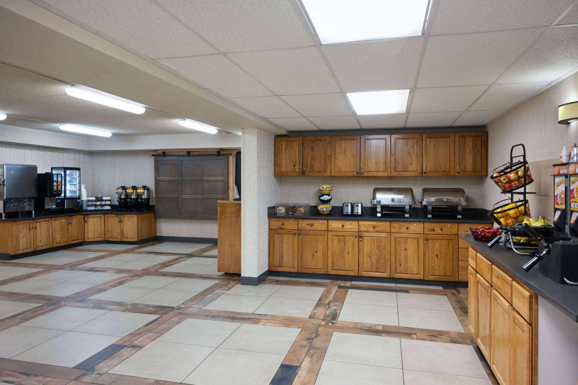 Days Inn & Suites By Wyndham Bozeman Extérieur photo