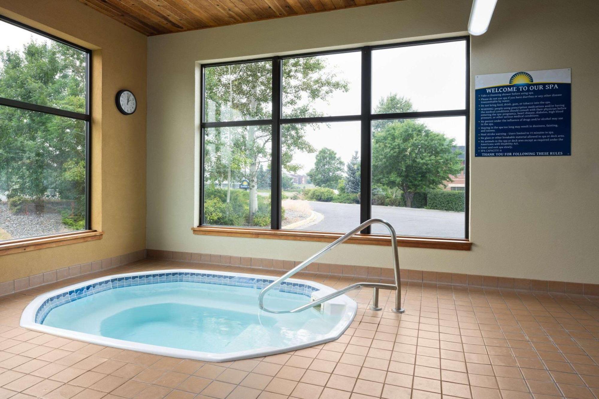 Days Inn & Suites By Wyndham Bozeman Extérieur photo