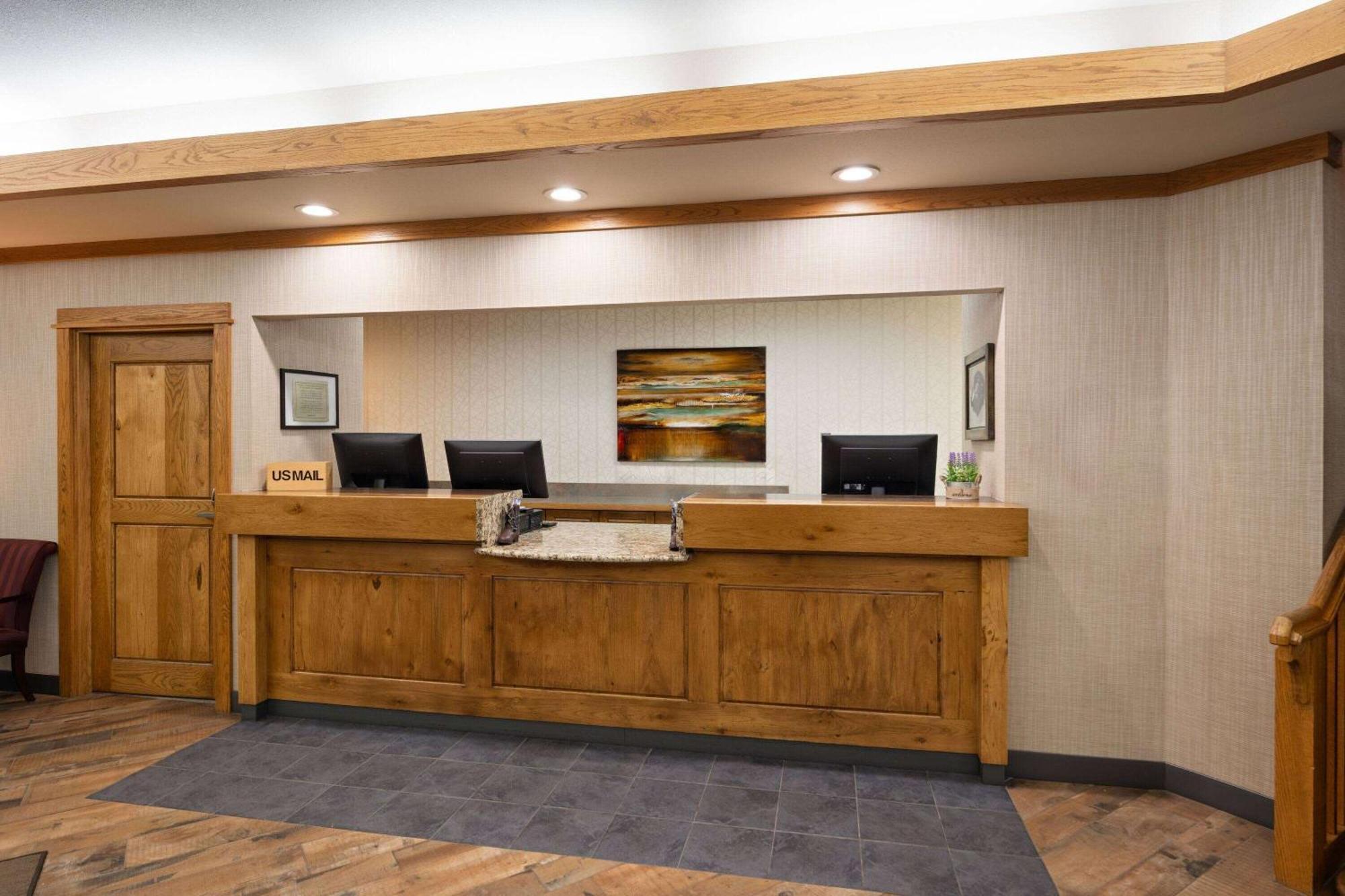 Days Inn & Suites By Wyndham Bozeman Extérieur photo